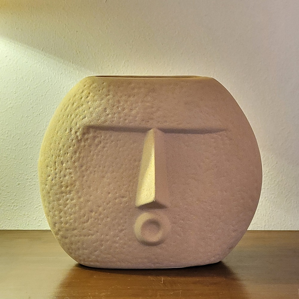 KISSING FACE VASE (LARGE)